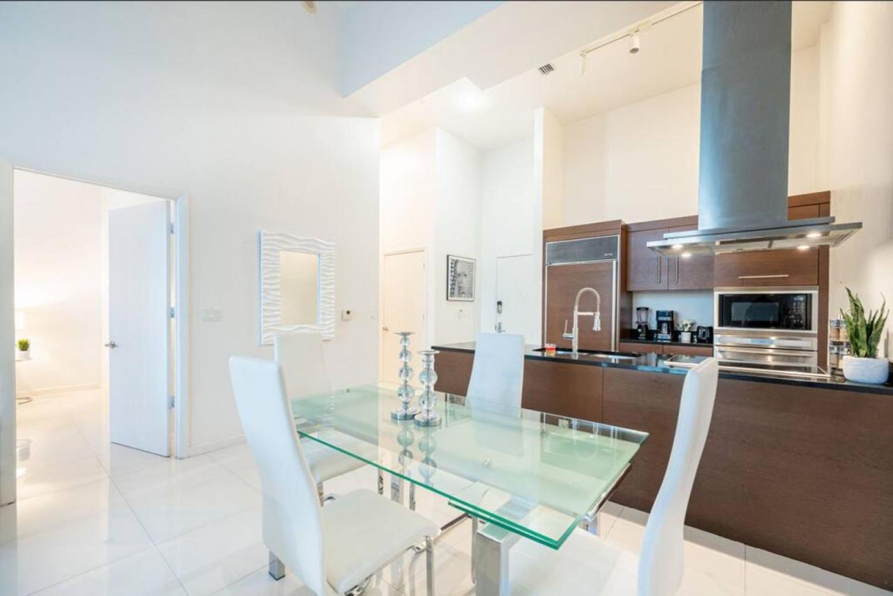 Beautiful One Bedroom Condo 16Ft Ceilings At The W Miami Exterior foto